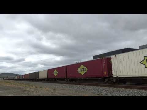 NR54 and NR16 on 7SP7 freight Midland