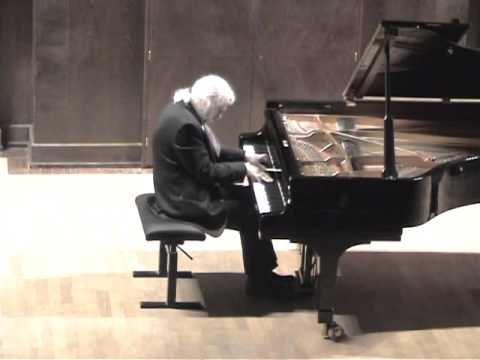 Mikhail Olenev - Chopin Etude op.25 no 10