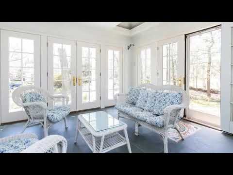 15 Greylock Rd, Wellesley, MA - Listed by Debi Benoit