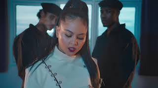 Nueva Actitud music video - Kat Deluna - Arcangel (hip hop, reggaeton, pop, r&amp;b)