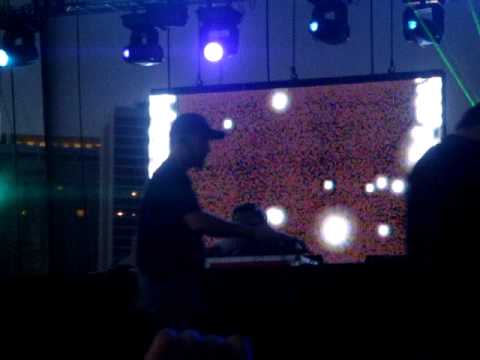 Erick Morillo-no love lost (se:sa remix) Live @ Umf 2008, pete tong,