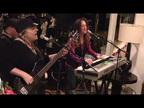 ginger doss and lynda millard - Four Directions Live