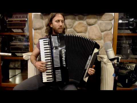 4162 - Black Cordovox CRD-A 2000 Tone Chamber Piano Accordion LMM 41 120 $1299