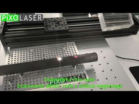 Znakowanie detali z włókna węglowego PiXO Laser 20W Fiber laser