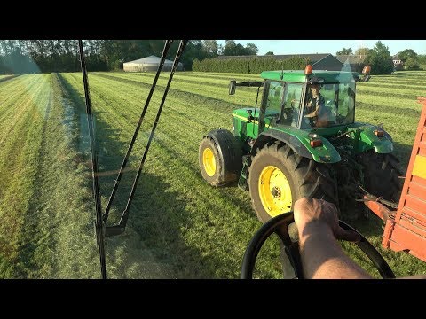 Cab-ride New Holland FX450 eerste snede gras hakselen bij Mts Kroese (2018)