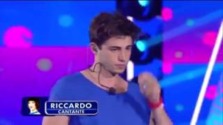 Riccardo Marcuzzo canta il suo inedito &quot;Replay&quot;