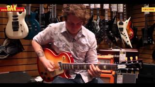 Video thumbnail for Gibson - 2014 Les Paul Peace Min-ETune Demo at GAK by GAK