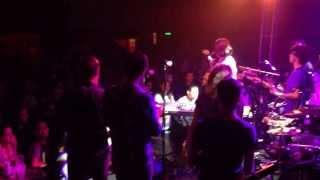 Snarky Puppy feat N&#39;Dambi perform Deep [Live at The Troubadour]