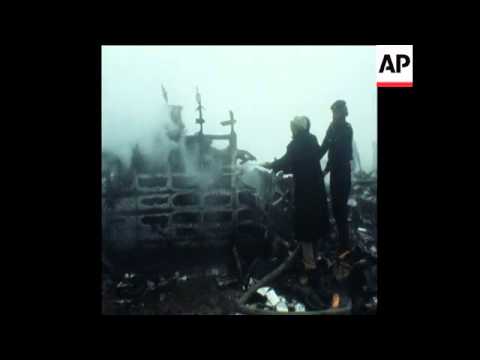 SYND 21/12/73 AFTERMATH OF AIR CRASH