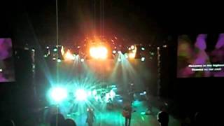 Hillsong Australia &amp; Darlene - Hosanna [Live 2011]