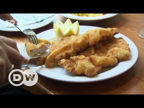 Das perfekte Wiener Schnitzel | DW Deutsch