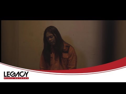 Six Thu - ကိုးမျဉ်းစောင်းကိုး