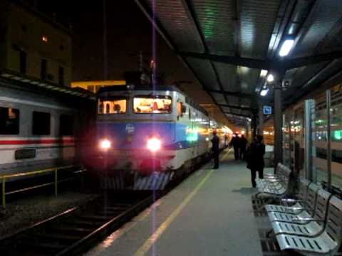 Express 498 "Lisinski" Zagreb - München hauled by HŽ1141 at Zagreb GK