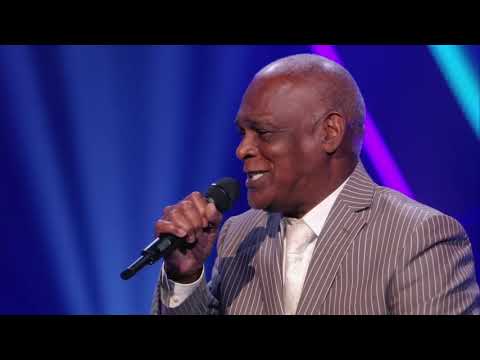 René Bishop – Unchained Melody The Voice Senior 2018 The Bli
