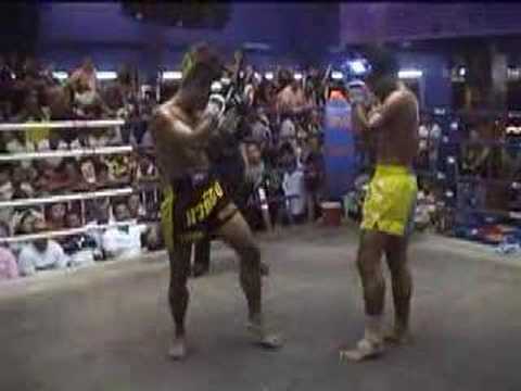 Neung (Tiger Muay Thai) takes revenge with 1st round KO