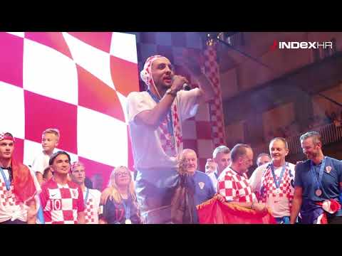 Rambo Kovačić na dočeku: Pijani smo k'o mace, dižite puške!