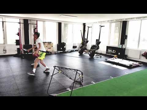 Dribbling drills with Dalma Czukor (PRO Women Basketball Player)