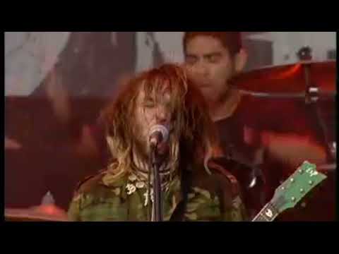 Soulfly - Downstroy (Live Graspop 2006)