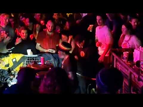 Aba Shanti-I - Dennis Brown Bubbling Fountain (4/5) Live Dub Station #72 Paris 20221211 034548 HD