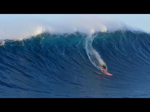Distance Between Dreams Extra: Surfing Jaws w/ Maui’s Finest Big Wave Chargers