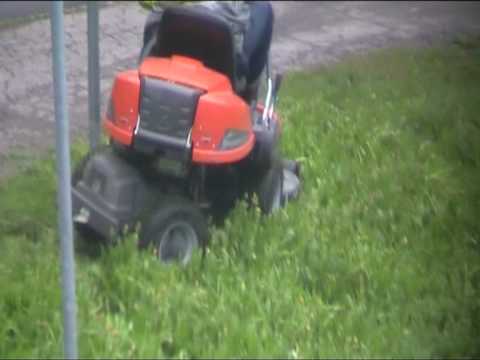 Näppärä ruohonleikkuri