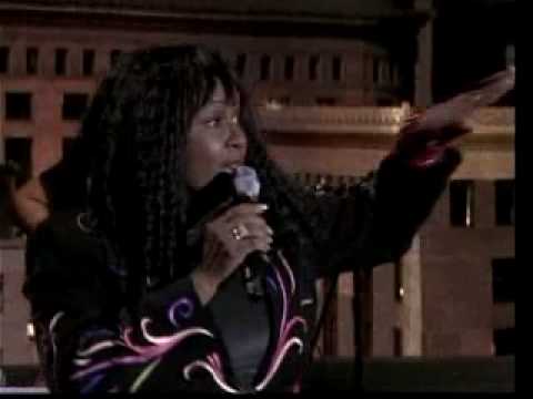 Betty Wright Clean up Woman (live)