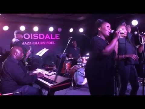Wayne Hernandez & band live at Boisdale..."Lovely Day" (Cover)