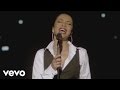 Sade - Smooth Operator (Live 2011)