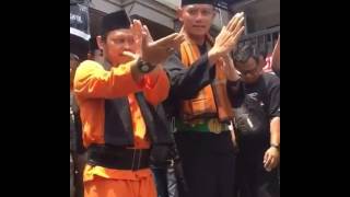 Download lagu AHY Berlatih Silat Betawi Si Pitung (Video Lengkap) mp3