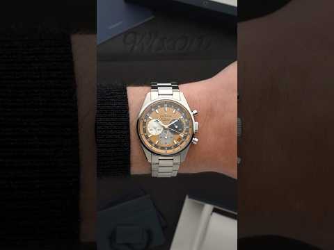 Let’s see this Hodinkee x Zenith Chronomaster at a closer look! 🍣⏱️