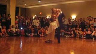Horacio Godoy y Cecilia Garcia perform at Chicago Tango Week 2009