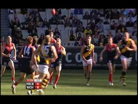 Brad Green Highlights (Melbourne B&F 2010)