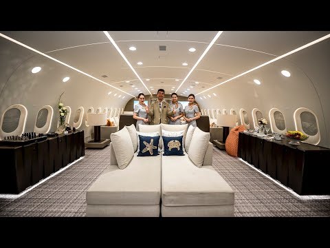 Inside The World's Only Private Boeing 787 Dreamliner!