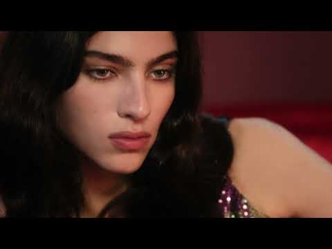 Individuality as an Attitude: Loli | Spring-Summer 2025 | Versace