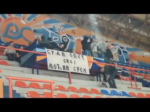 Navijači KK Srem na meču sa Topolom