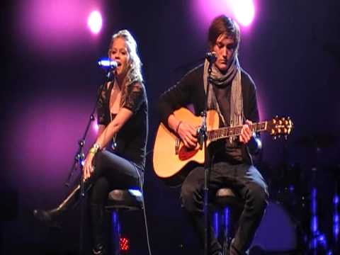 Julia Lindholm im Duo Romeo & Julia