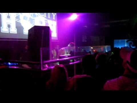 Kissy sell out san city high tour sheffield-what you talkin abaaaaaaaaat.......