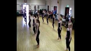 preview picture of video 'Junior and Intermediate Dance Classes Open Day Demonstration - Wootton Bassett School of Dance'