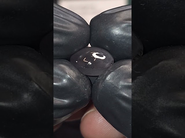 حجر زوسيت عين الهر طبيعي مفحوص و موثق بشهادة مختبر