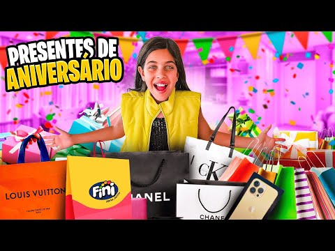 OPENING MY BIRTHDAY PRESENTS, WHICH ONE DID MANU LIKE THE MOST?