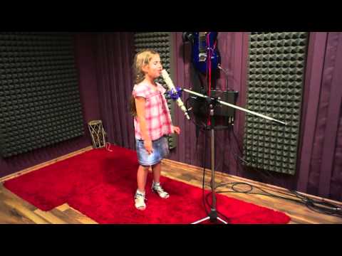 Alexandra Deliu   Dynamite In the style of China Anne McClain