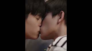the kiss scene😚❤#myschoolpresident #geminifou