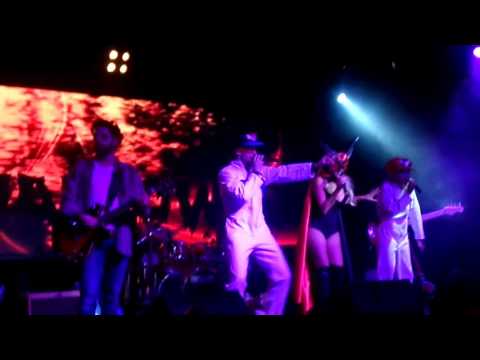 06_Tensai Doronbo (Yattaman)