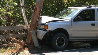 preview picture of video 'Car vs Pole Accident 10600 Block 136th Street East Puyallup WA'