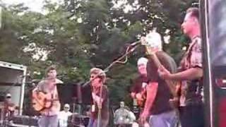 Martha Hull - Everybody&#39;s Missing The Sun