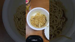 飯テロ事件簿。UFO スパイスカレー。キーマン焼きそば。みっくすろーるファミリー。