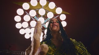 Meagre Martin – “Please Clap”