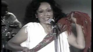 Nostalgia Cubana - Omara Portuondo - Suavecito