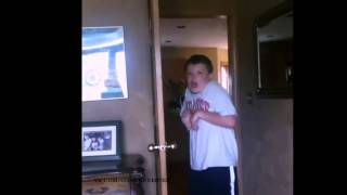 a woodpecker kid vine