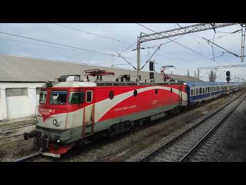Tren IR1752 Suceava Nord - Bucuresti Nord trece pe directa prin Secuieni Roman cu EA598 - 08.01.2022